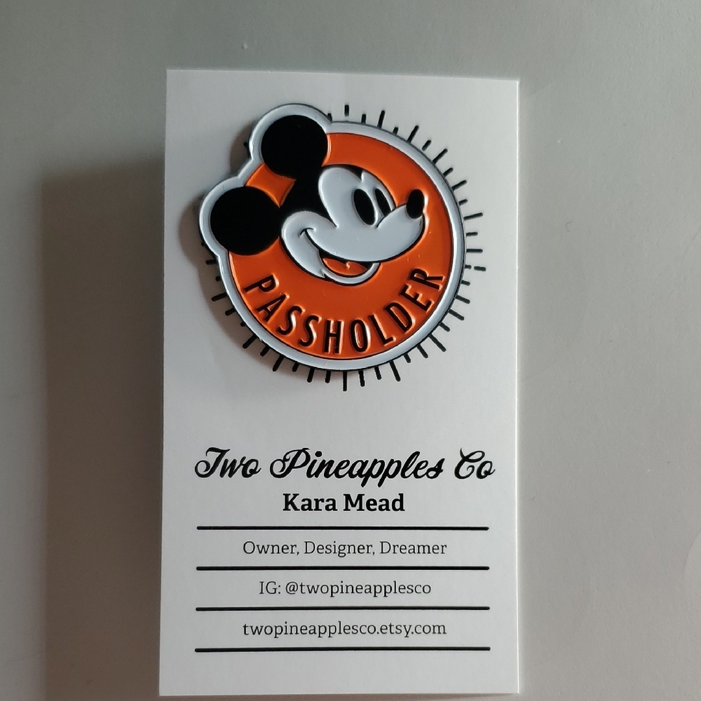 Disney Passholder Enamel Pin